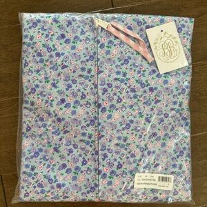 The Beaufort Bonnet Company Mableton Floral Garment Bag